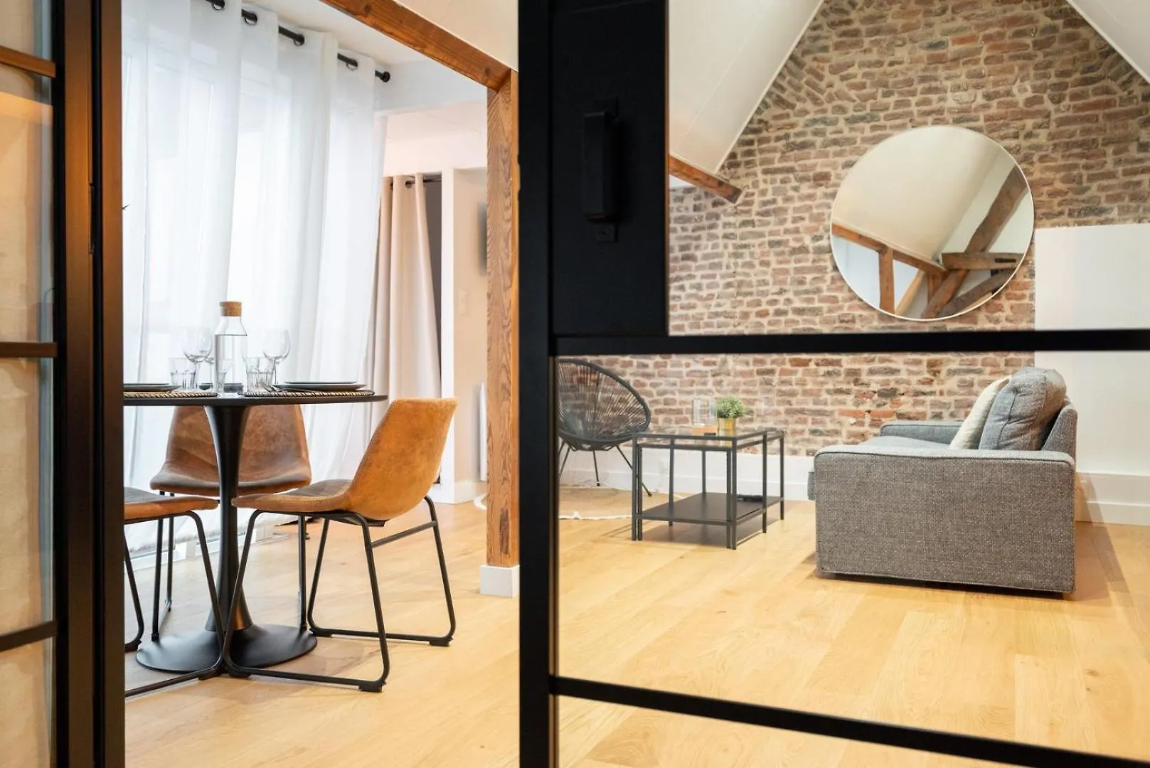 Old Lille - Lovely Typical Apartment! 0*,